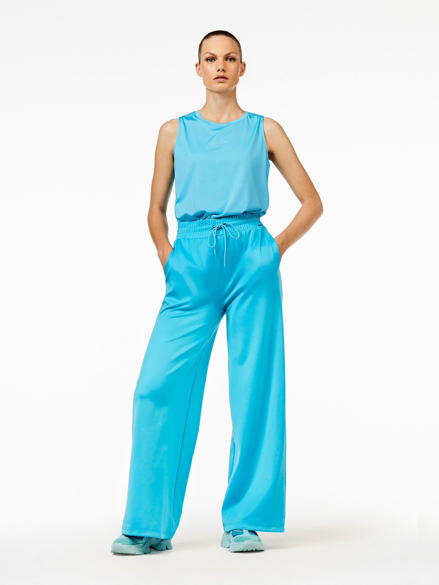 GIGI sleeveless top