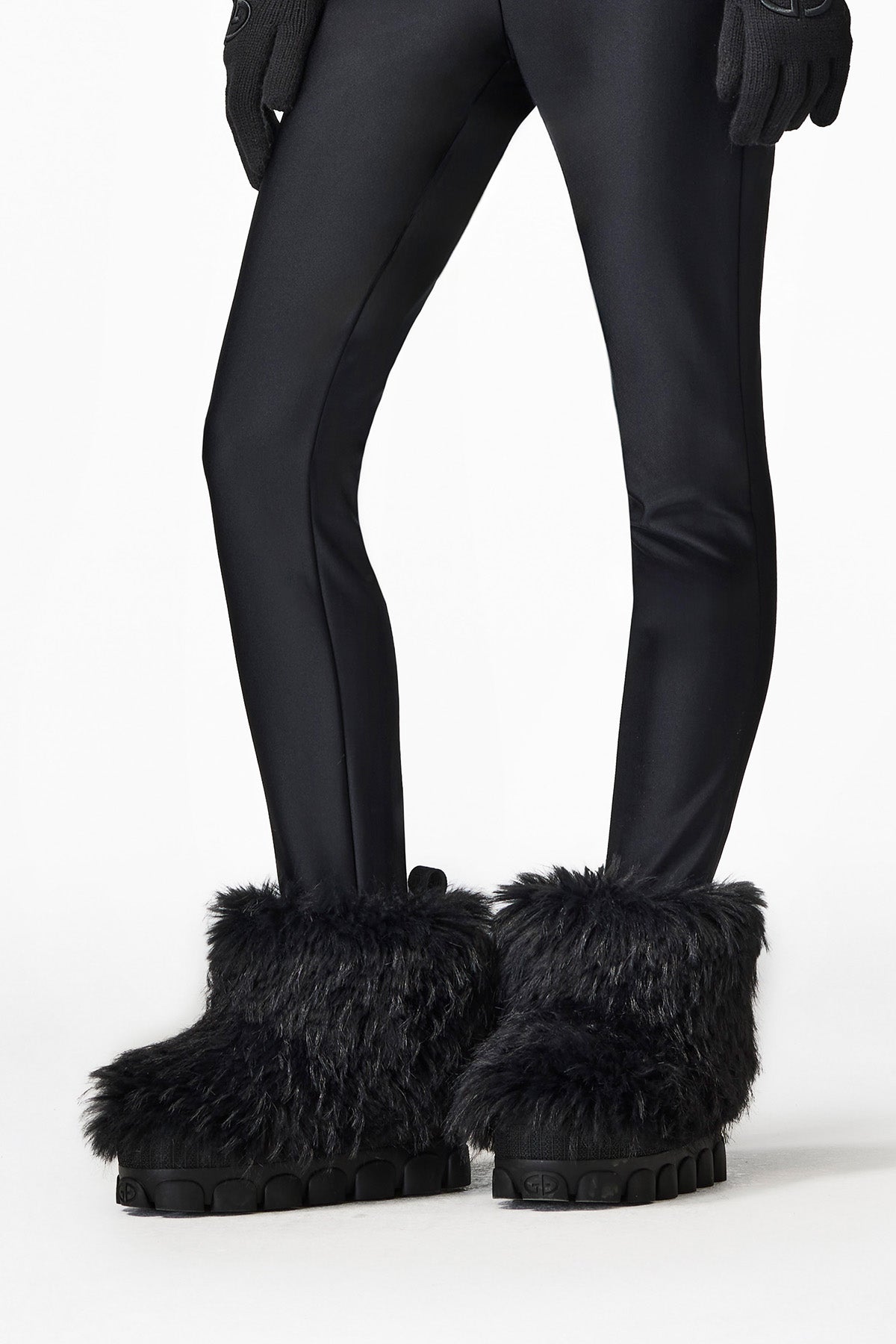 SOFIE faux snowboot low