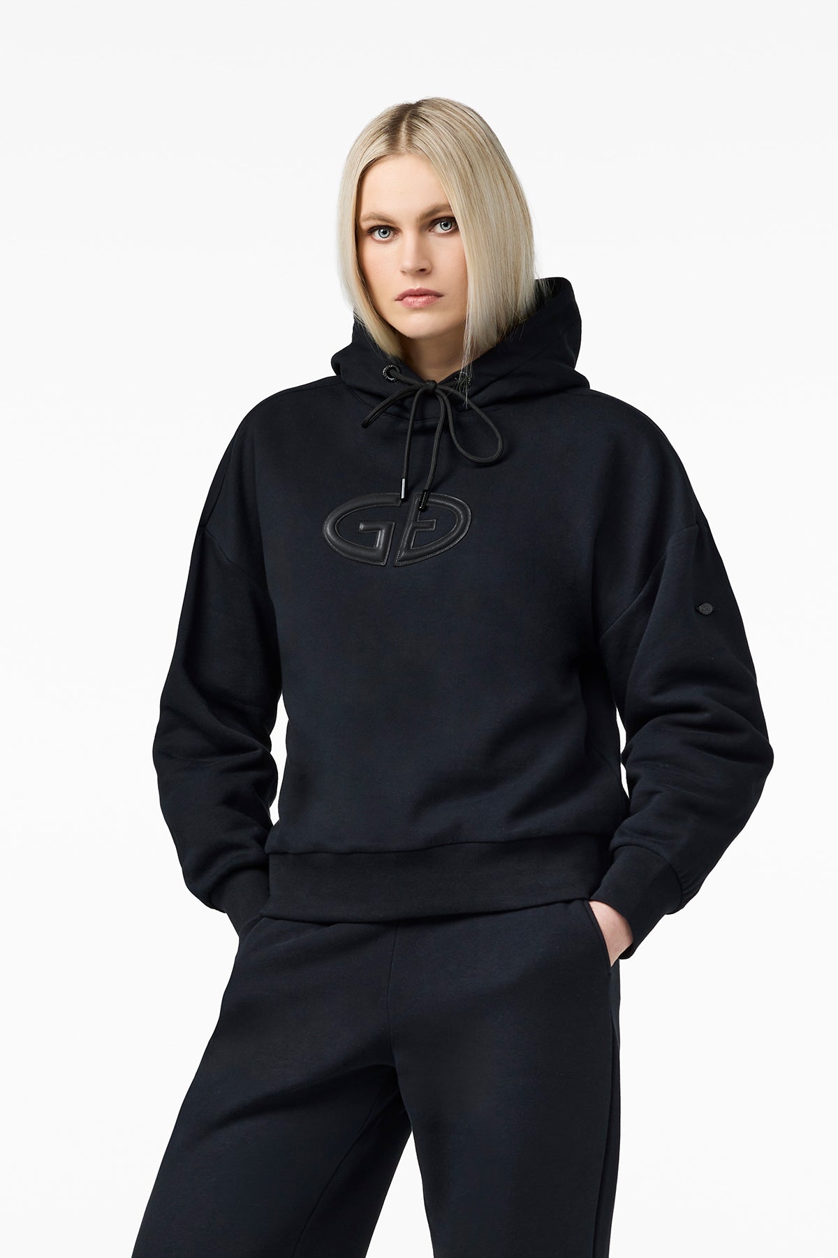 CALM hooded sweater
