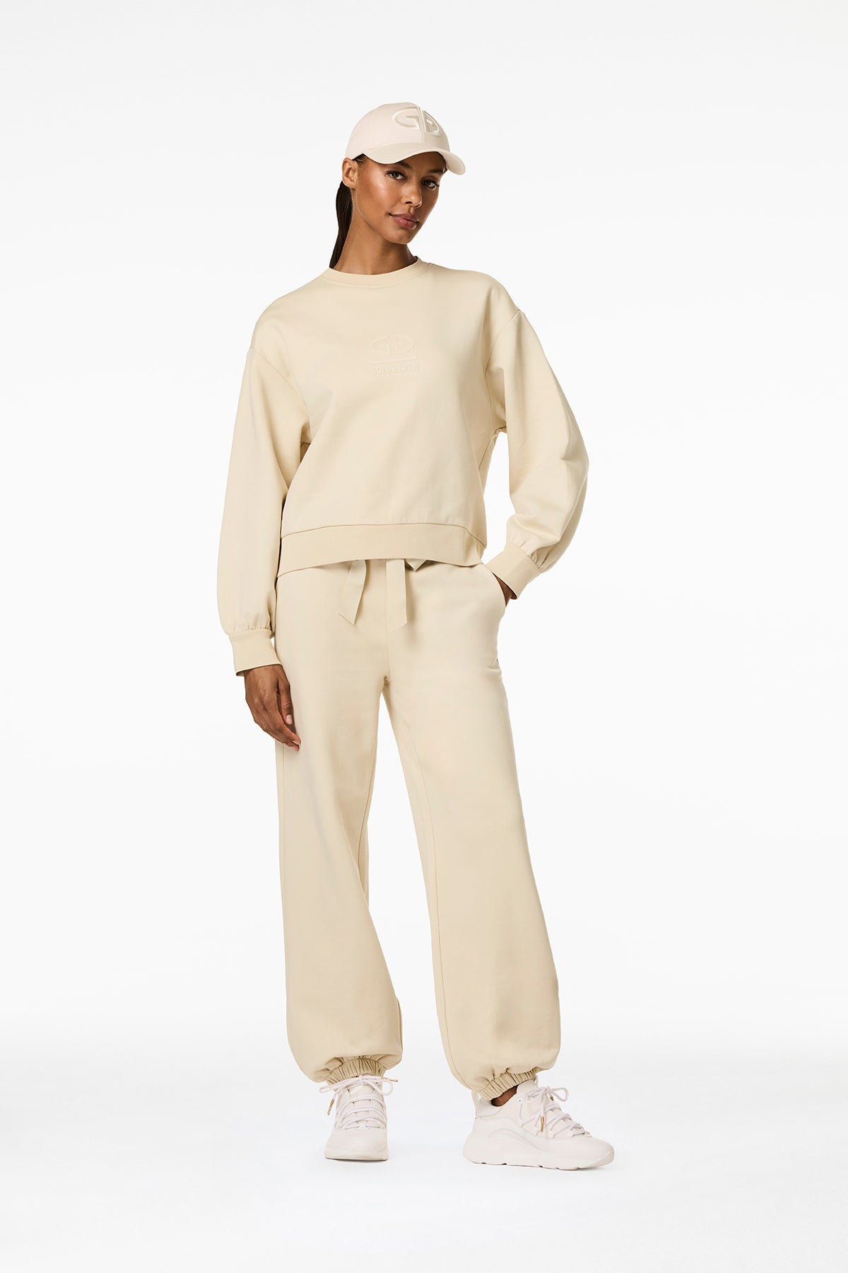 RELAX sweater