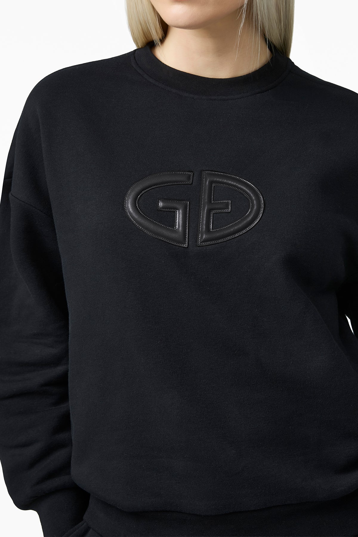 TOVA crew neck sweater