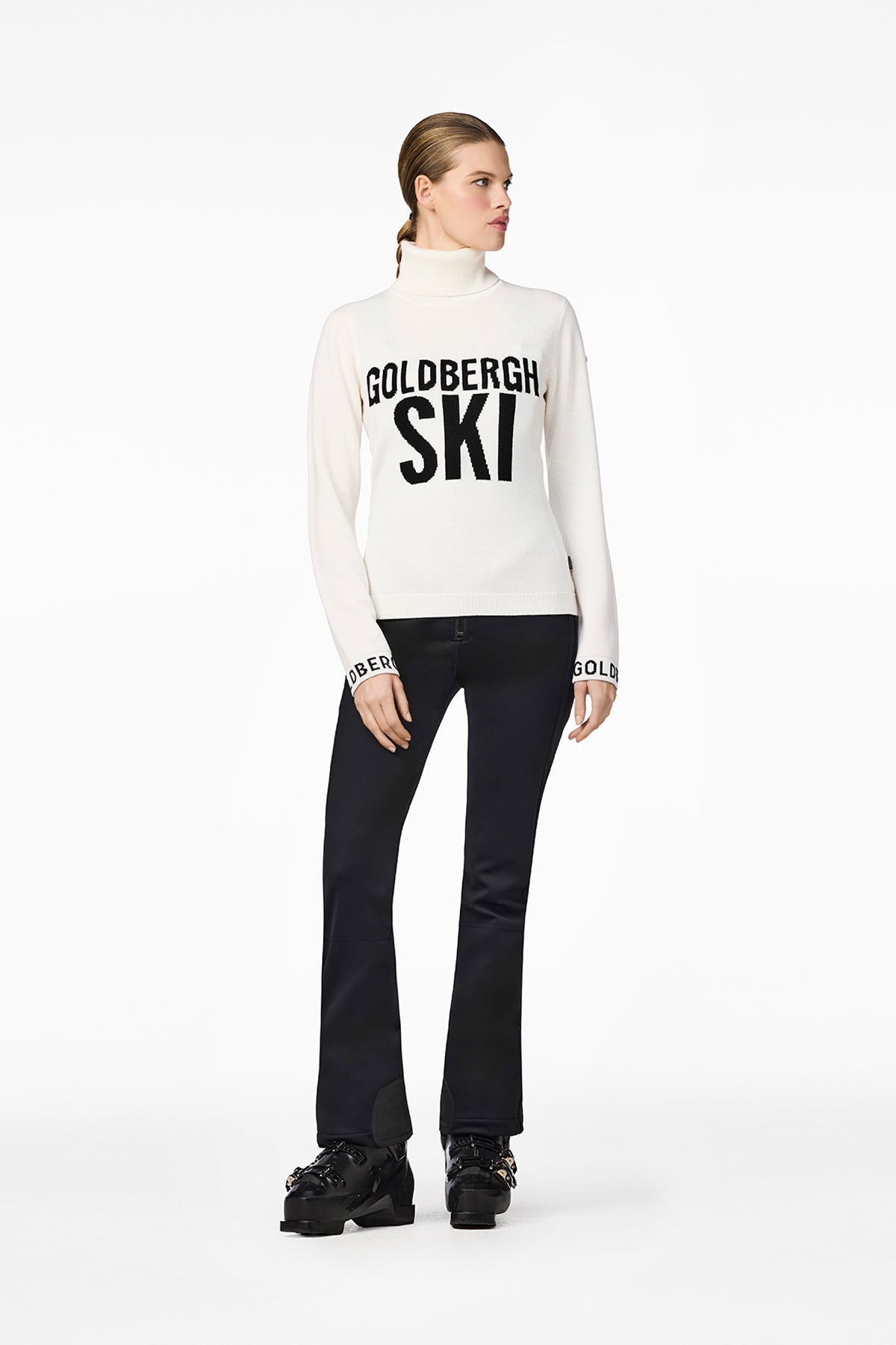 HOI sweater