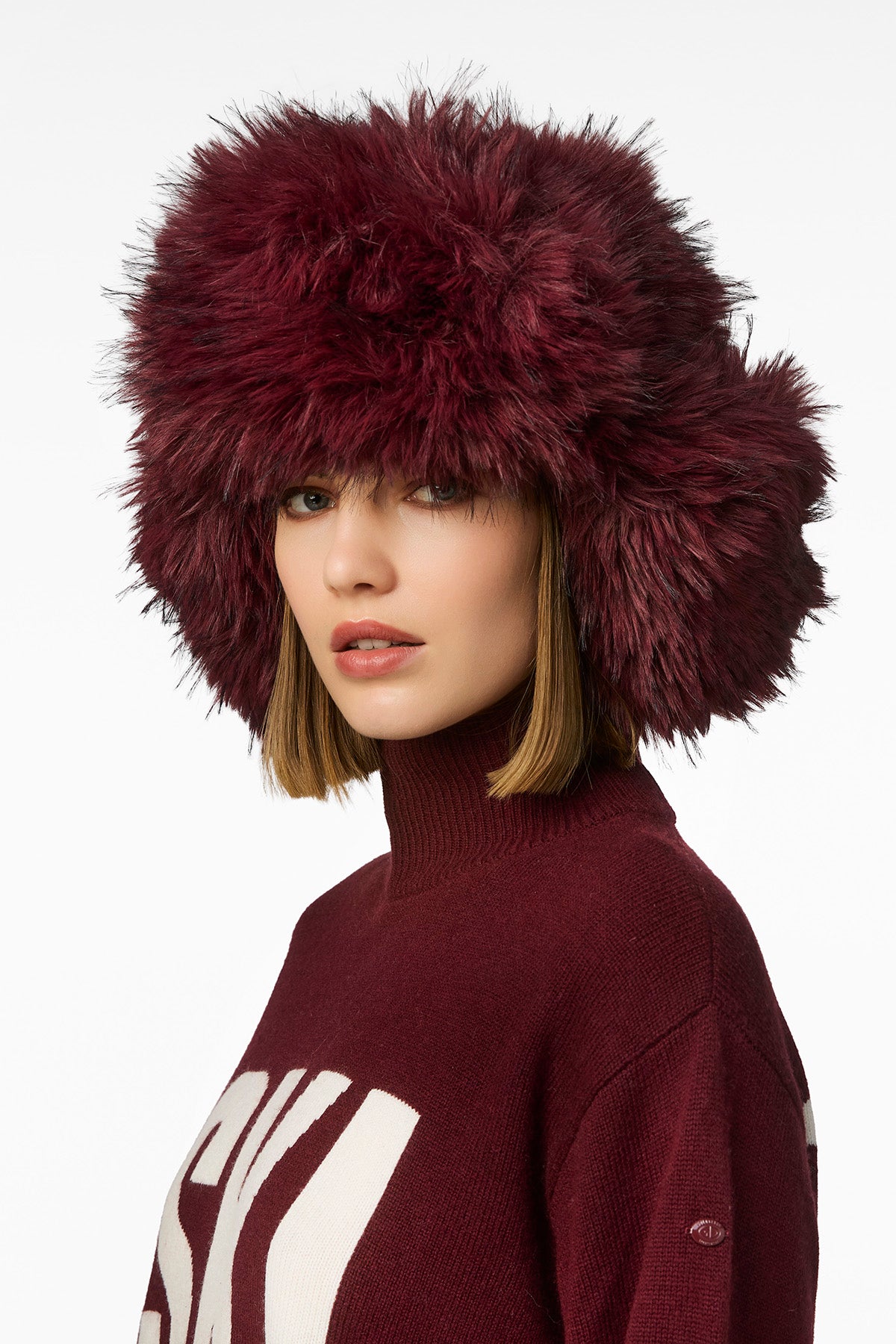 CHER fluffy aviator hat