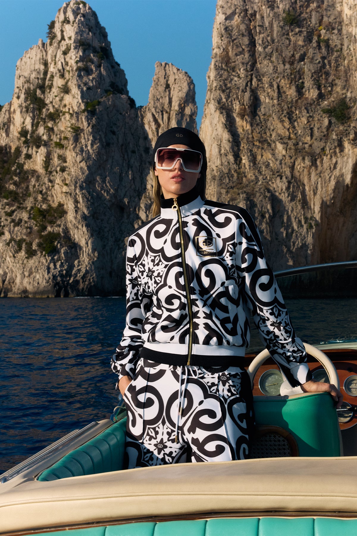 SOLARA track jacket