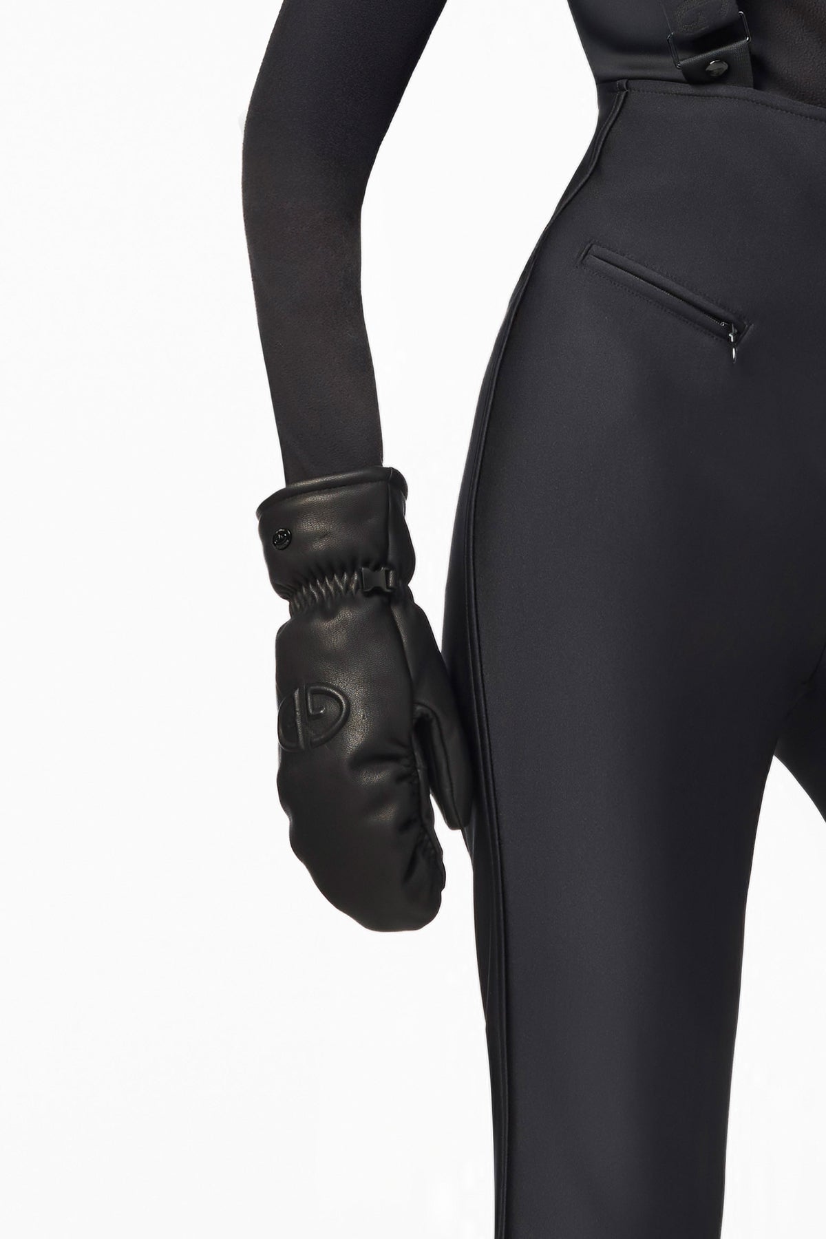 HILJA mittens
