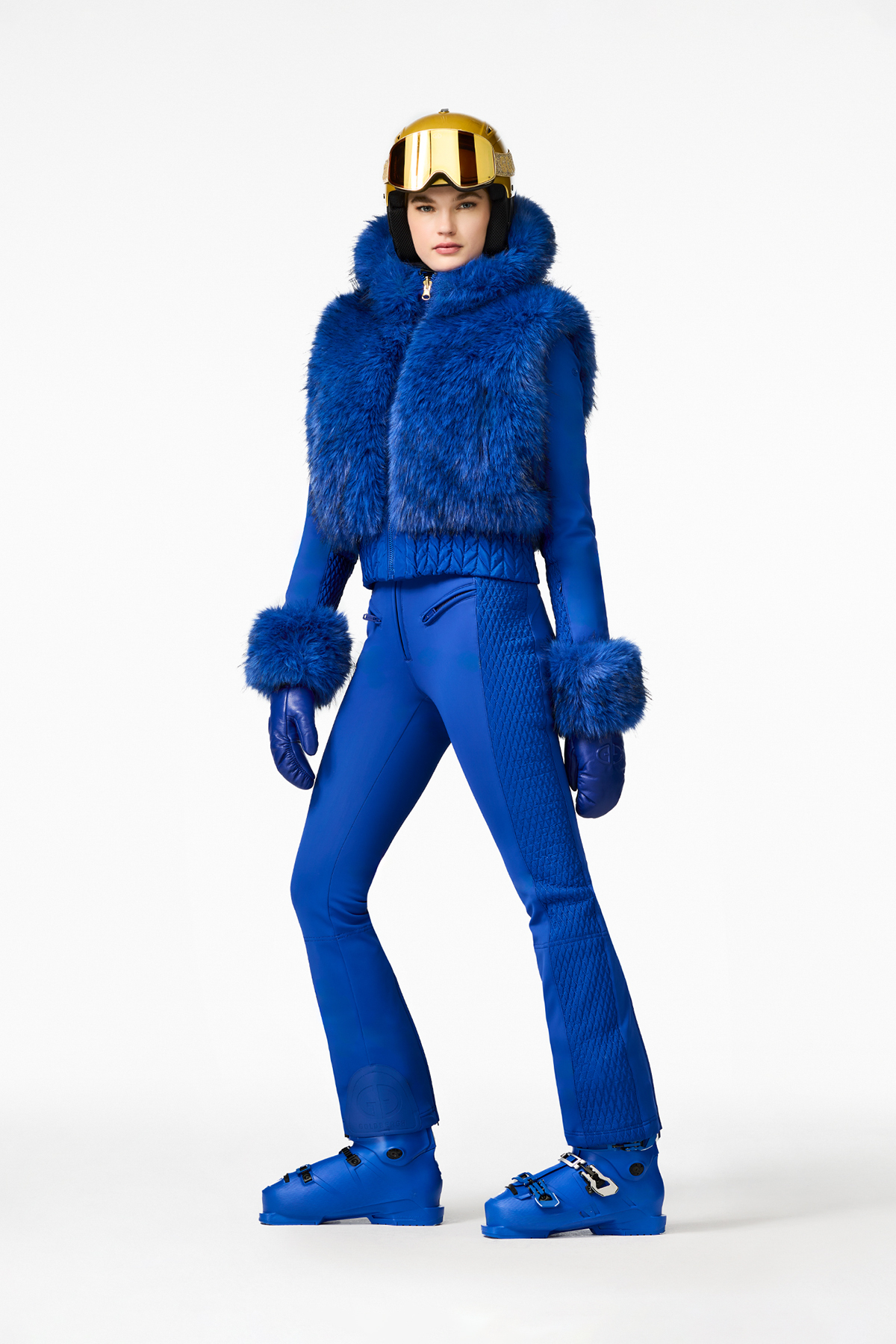 Bella Maschera Outfit 17