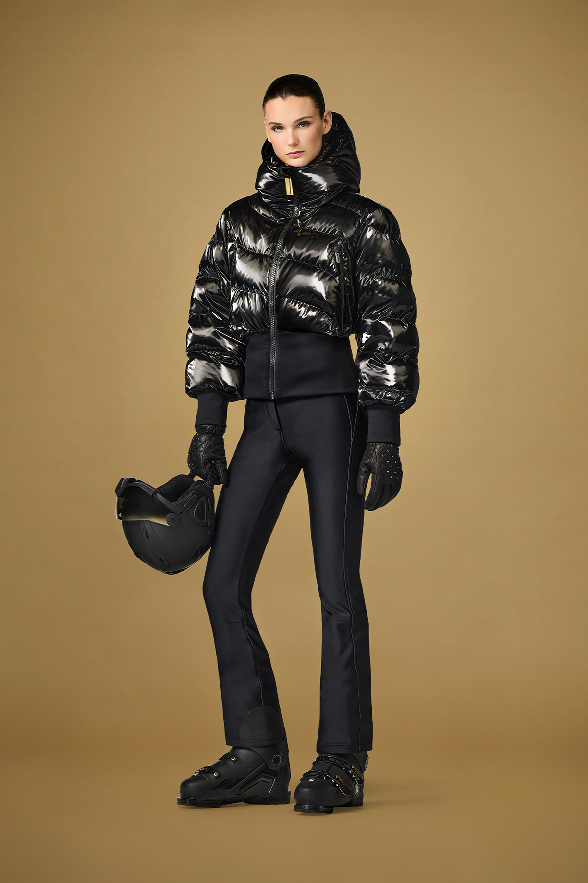 Gold Exclusive outfit 19