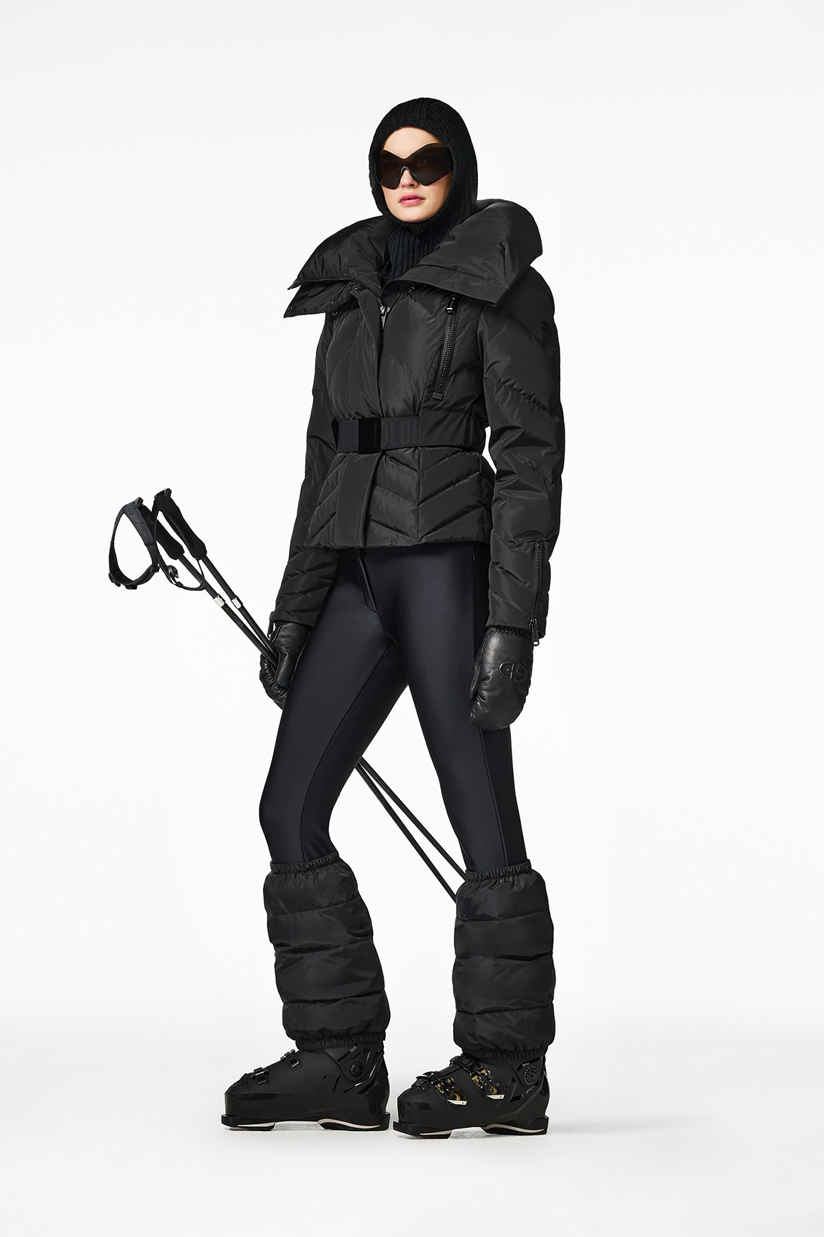 Bella Maschera Outfit 30