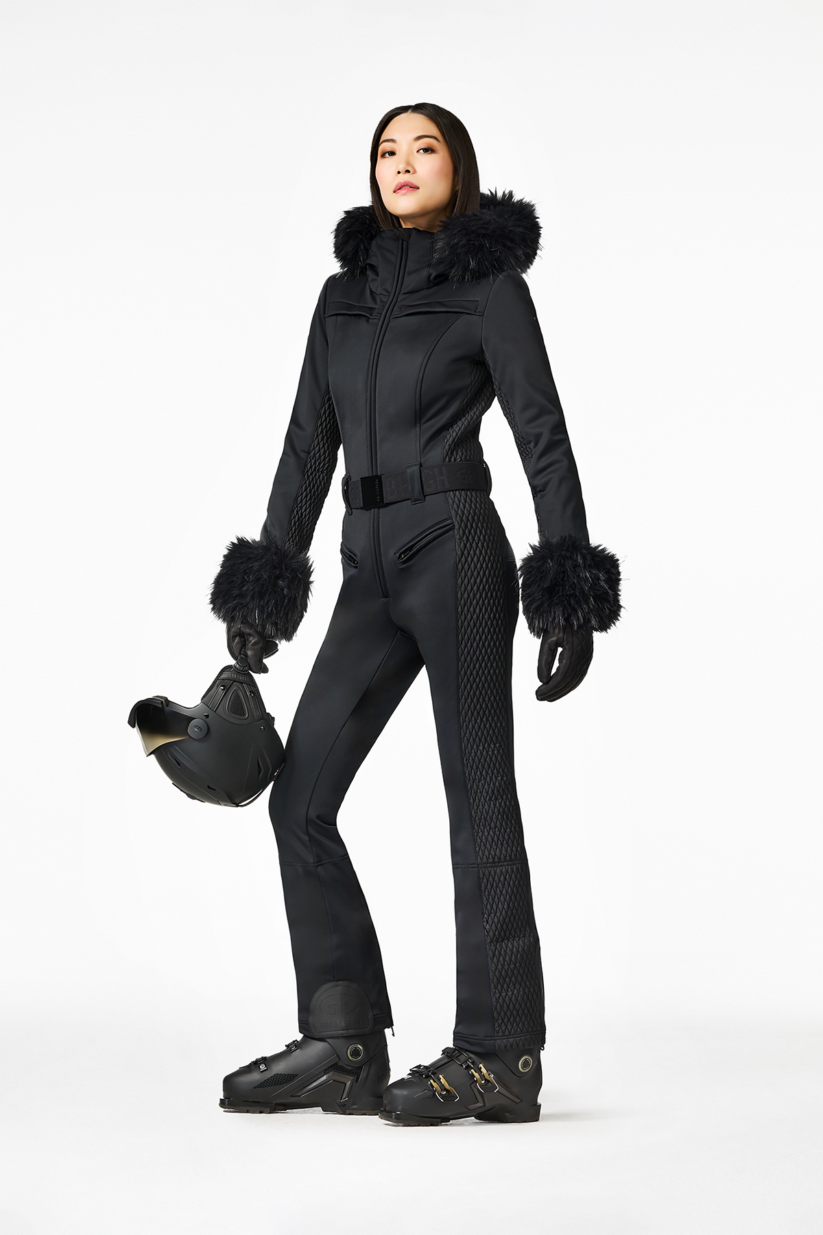 Bella Maschera Outfit 33