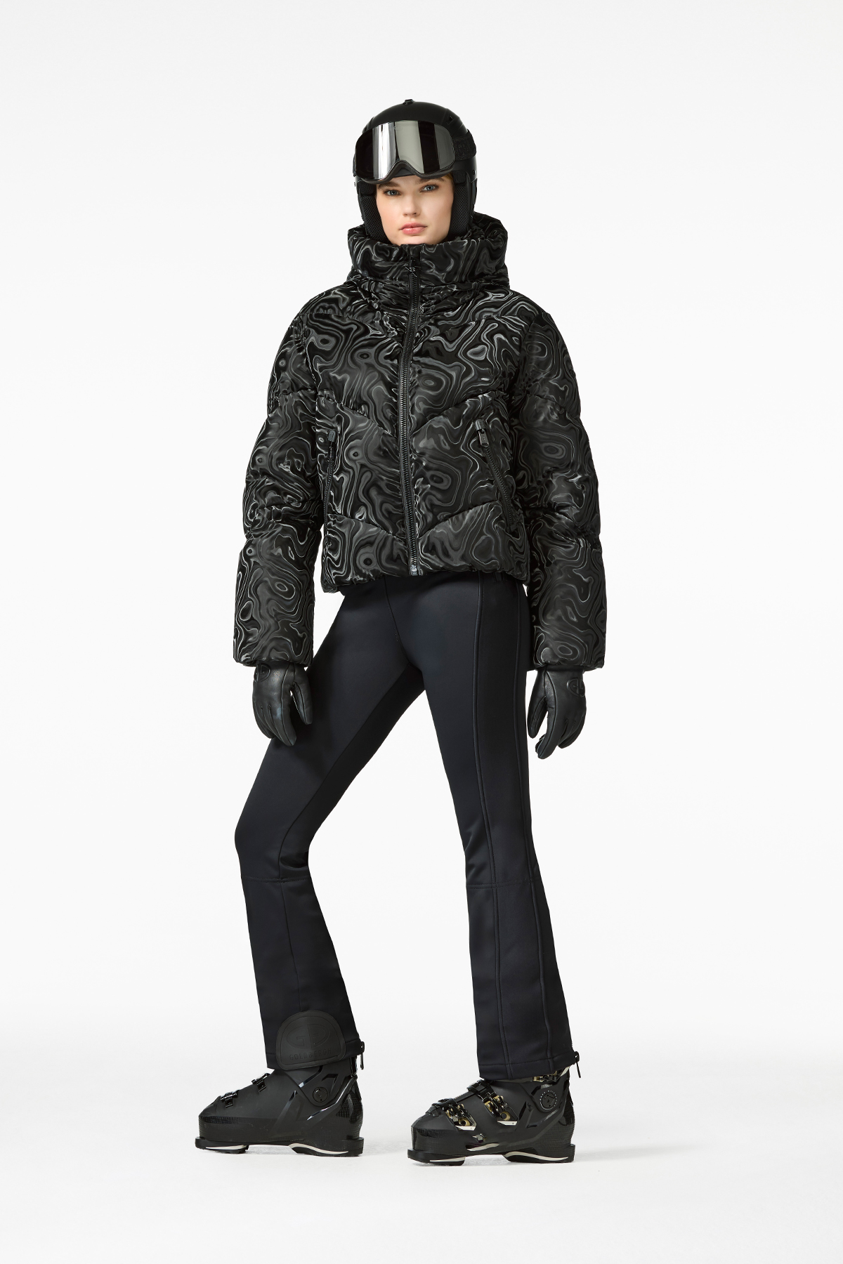 Bella Maschera Outfit 34