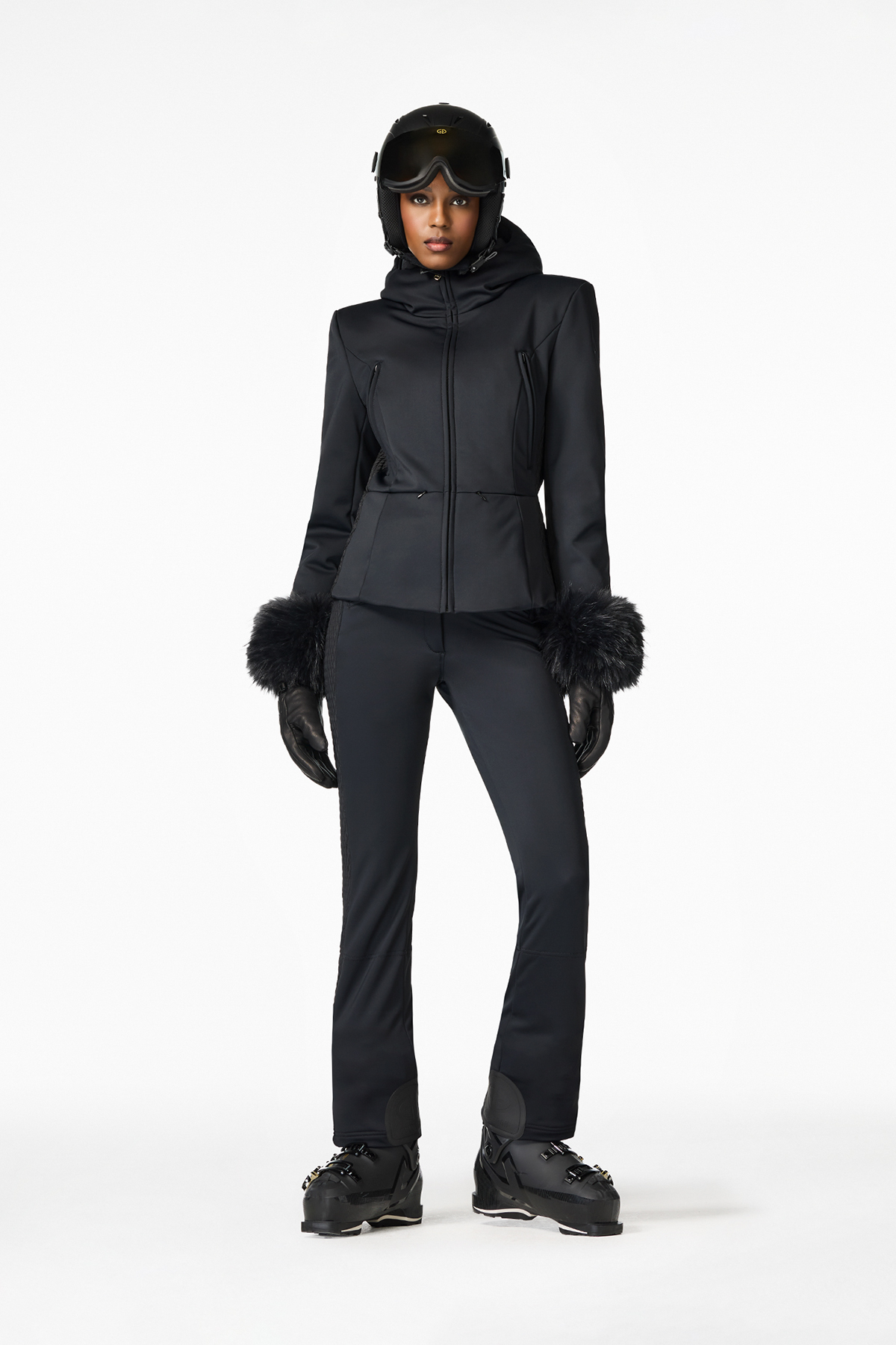 Bianca & Nero Outfit 49