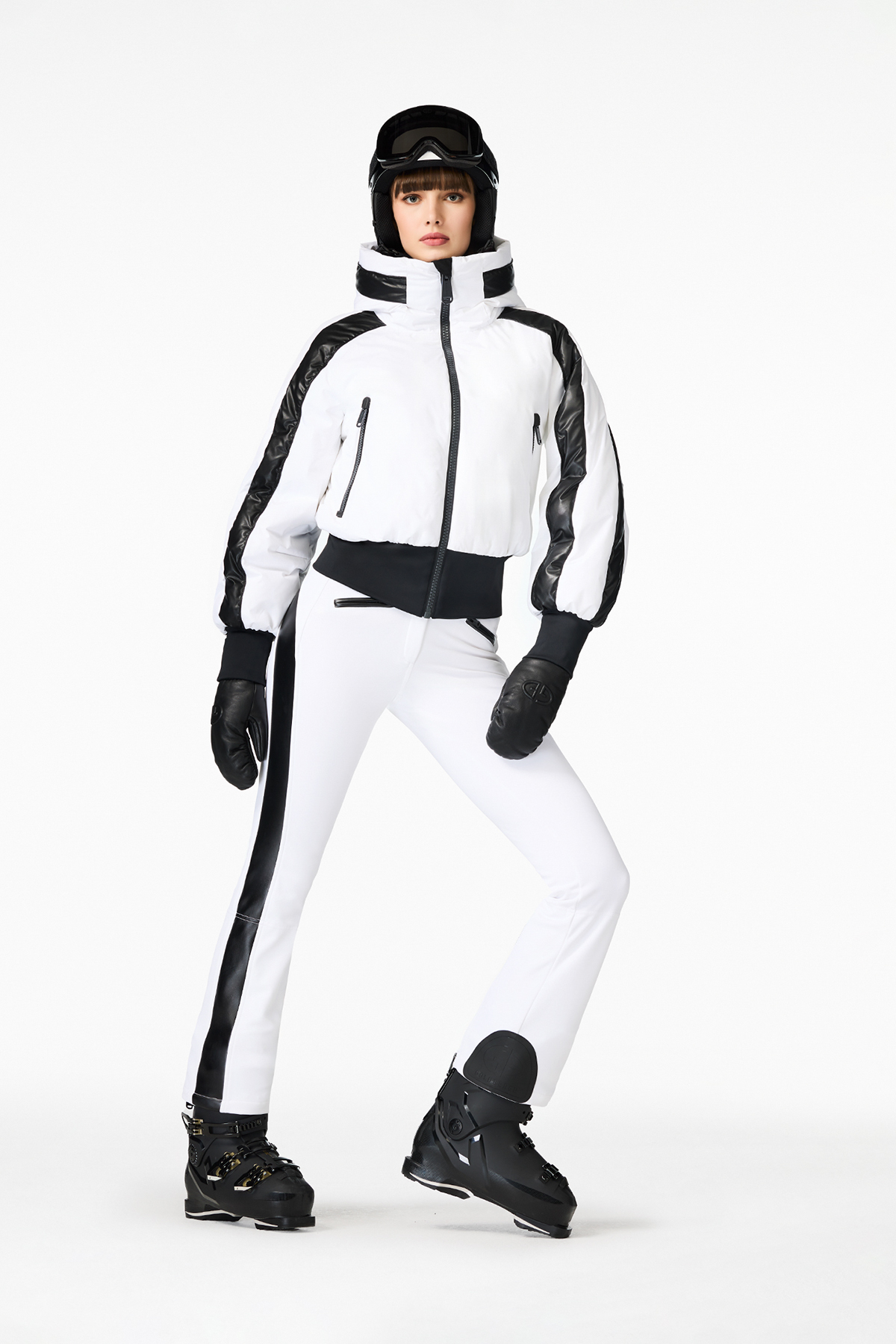 Bianca & Nero Outfit 9