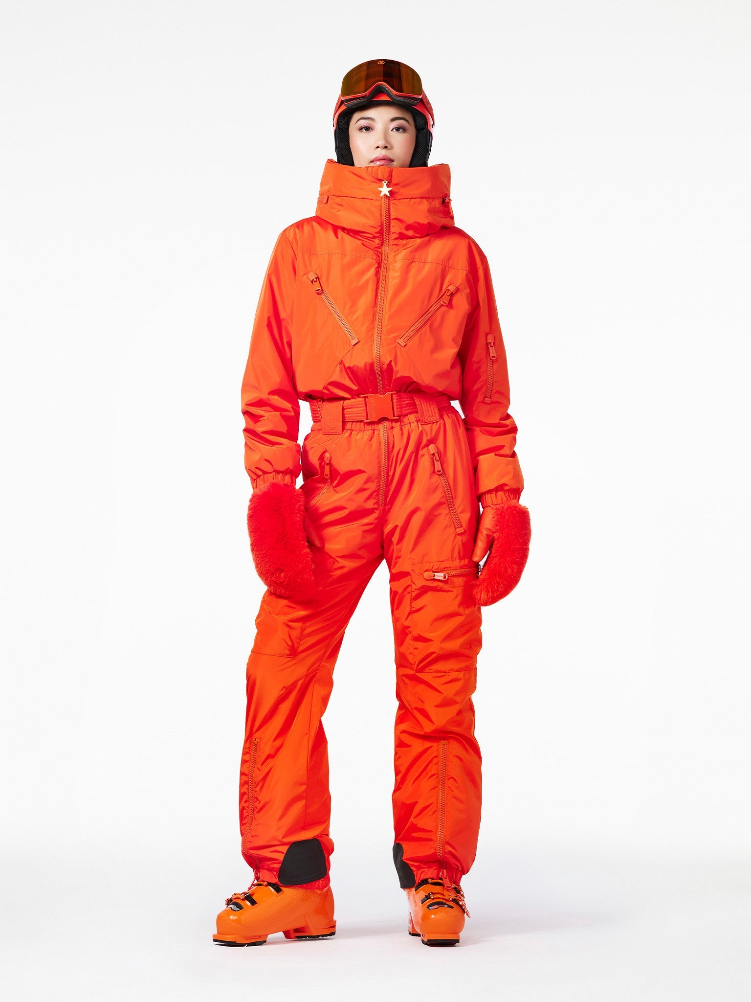 Discover Outfit Orange