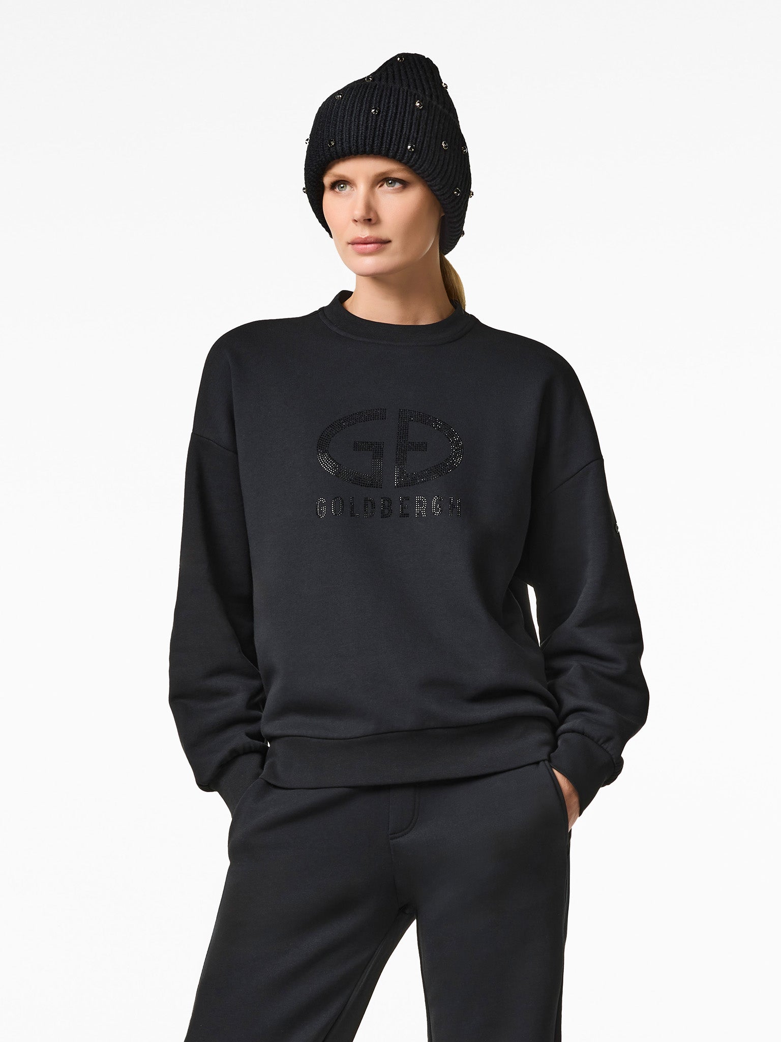EMBRASSE crew neck sweater