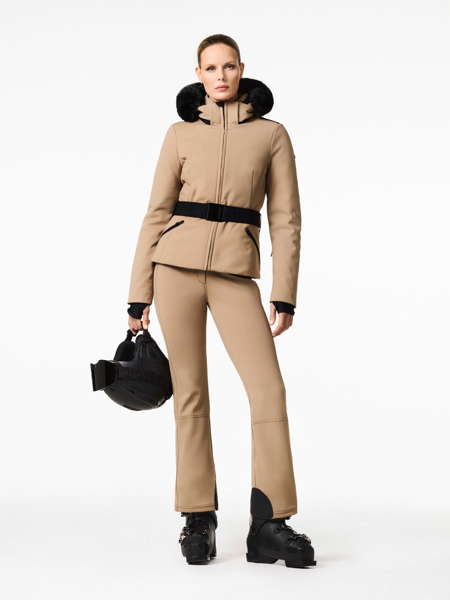 Hida Faux Border Ski Marmottes Outfit