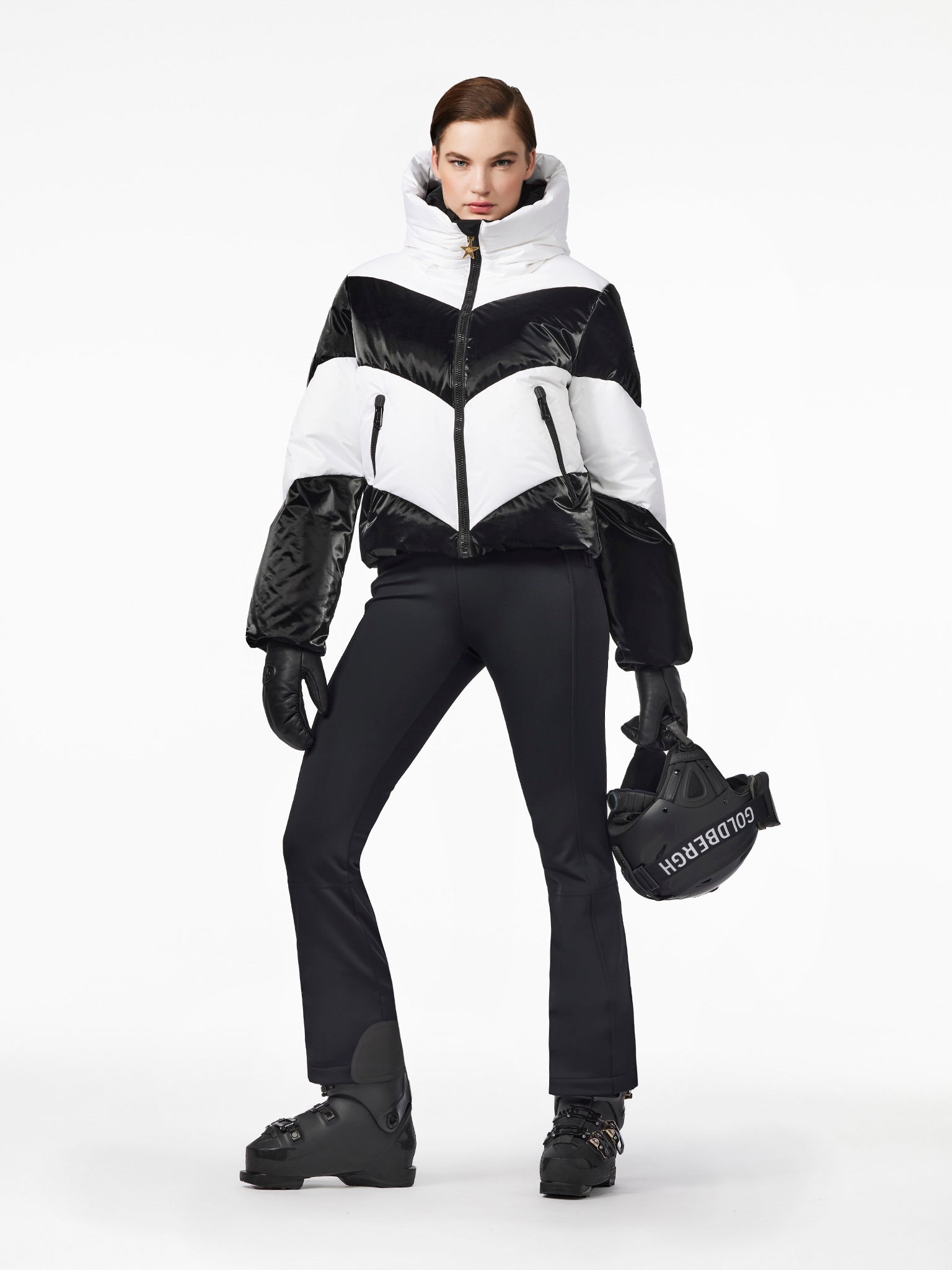 Courage Ski Black Outfit