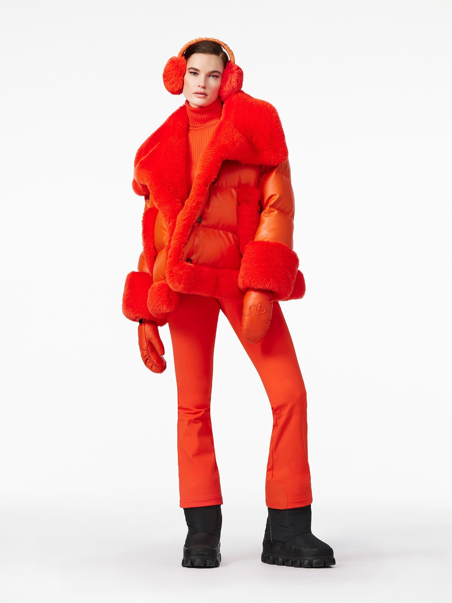 Solange Outfit Orange