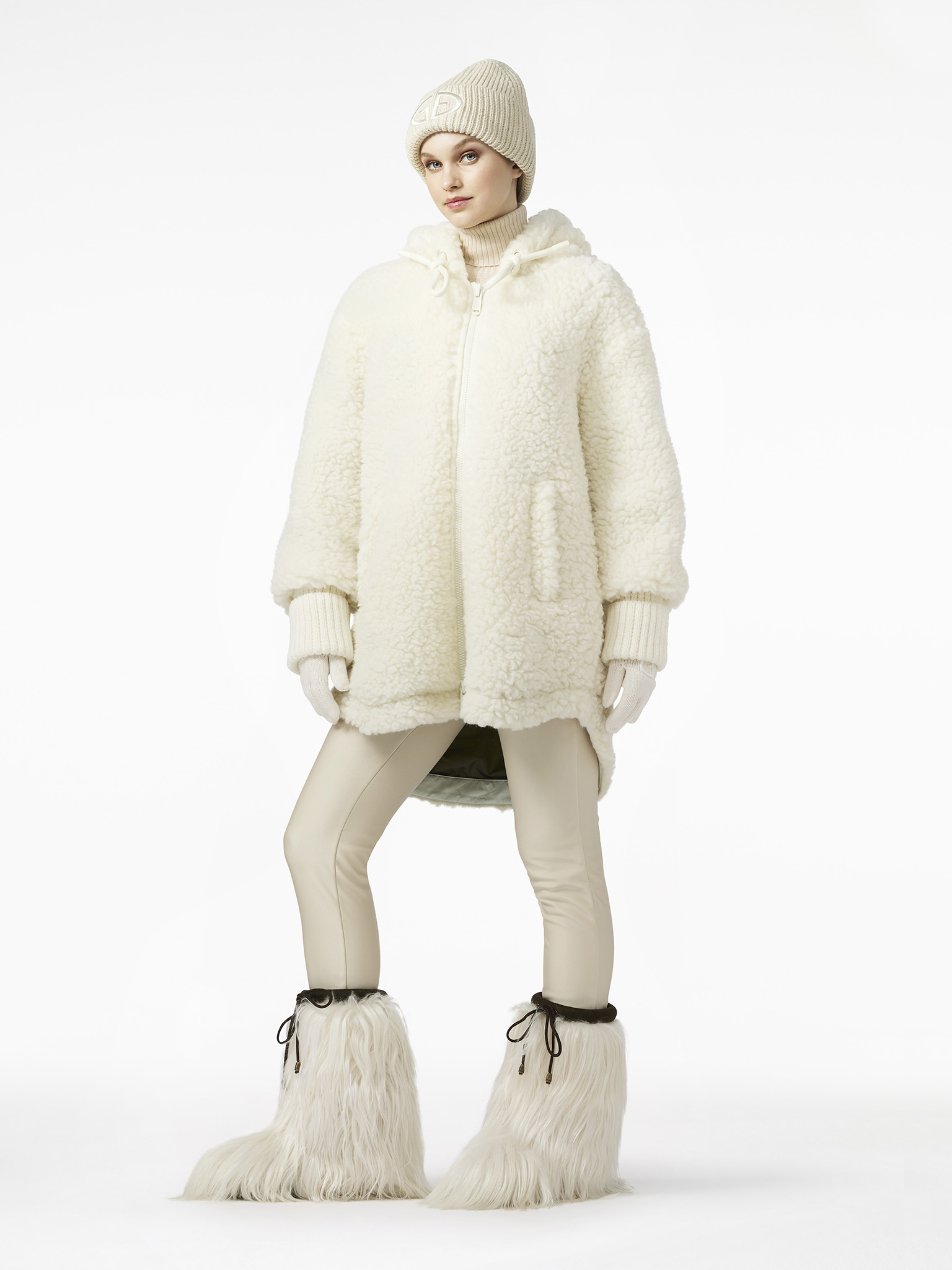 Isabelle Meringue Outfit