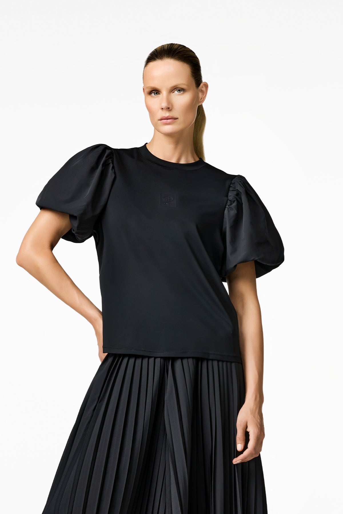 OCEE short sleeve top