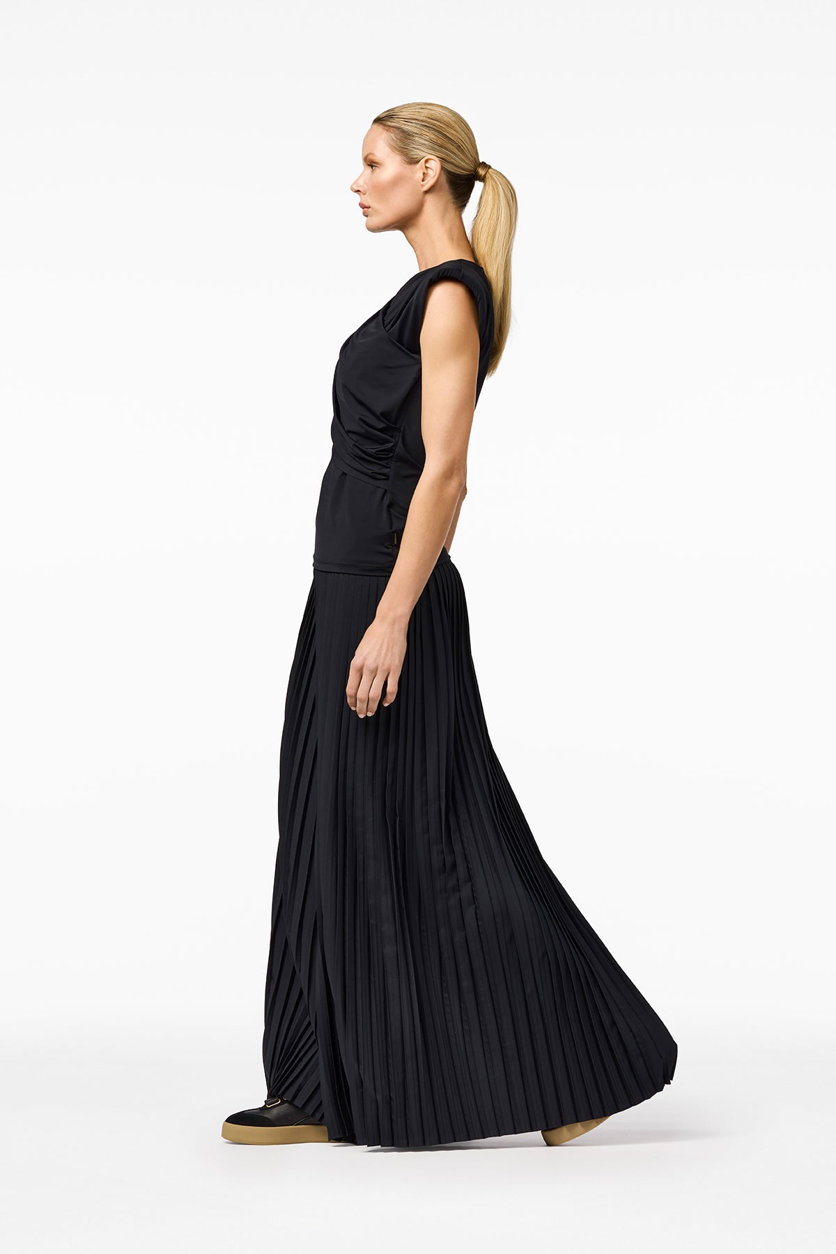 FIORELLO sleeveless top