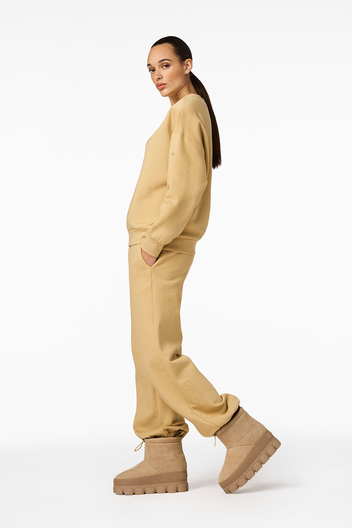 ALESSANDRA crew neck sweater