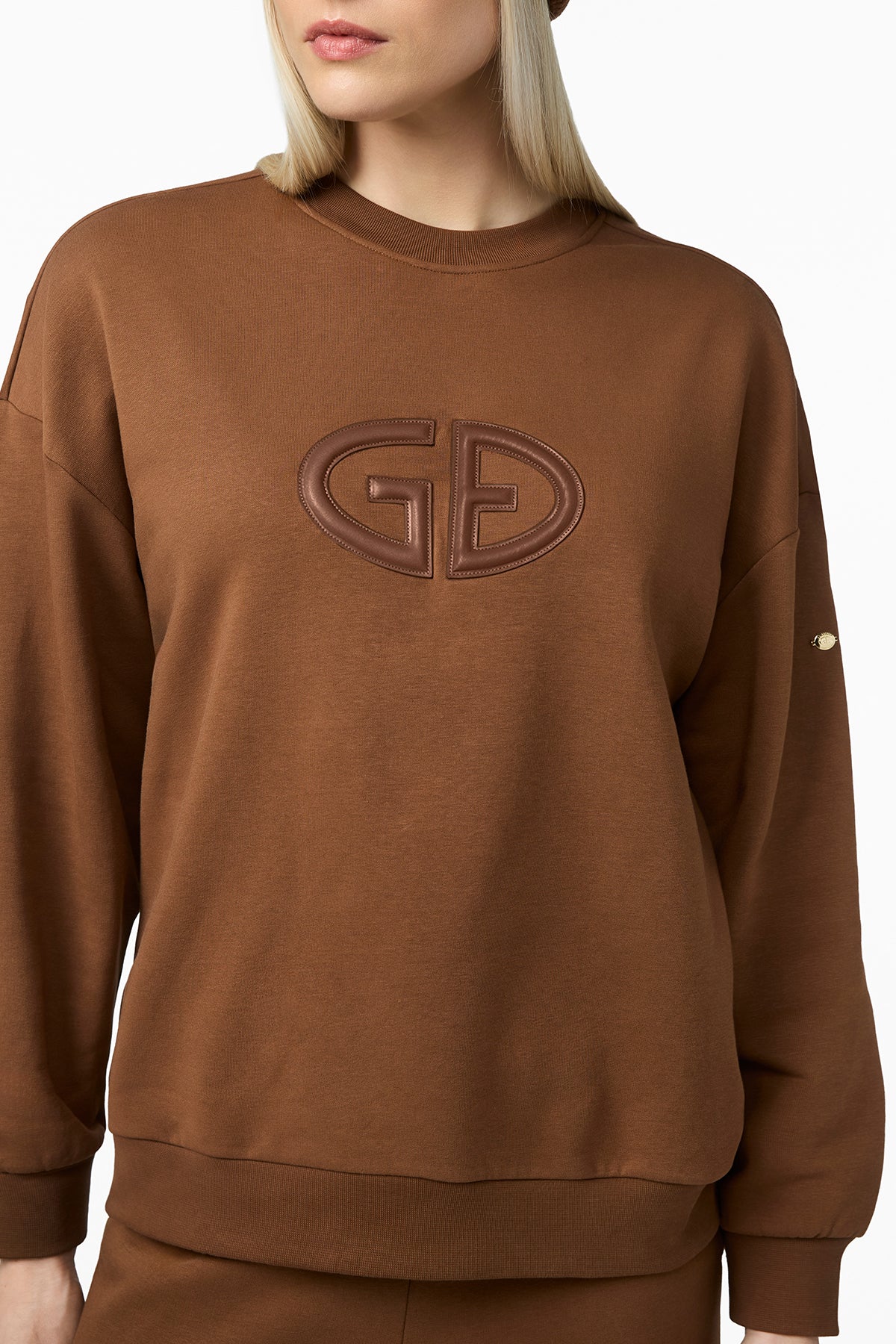 TOVA crew neck sweater