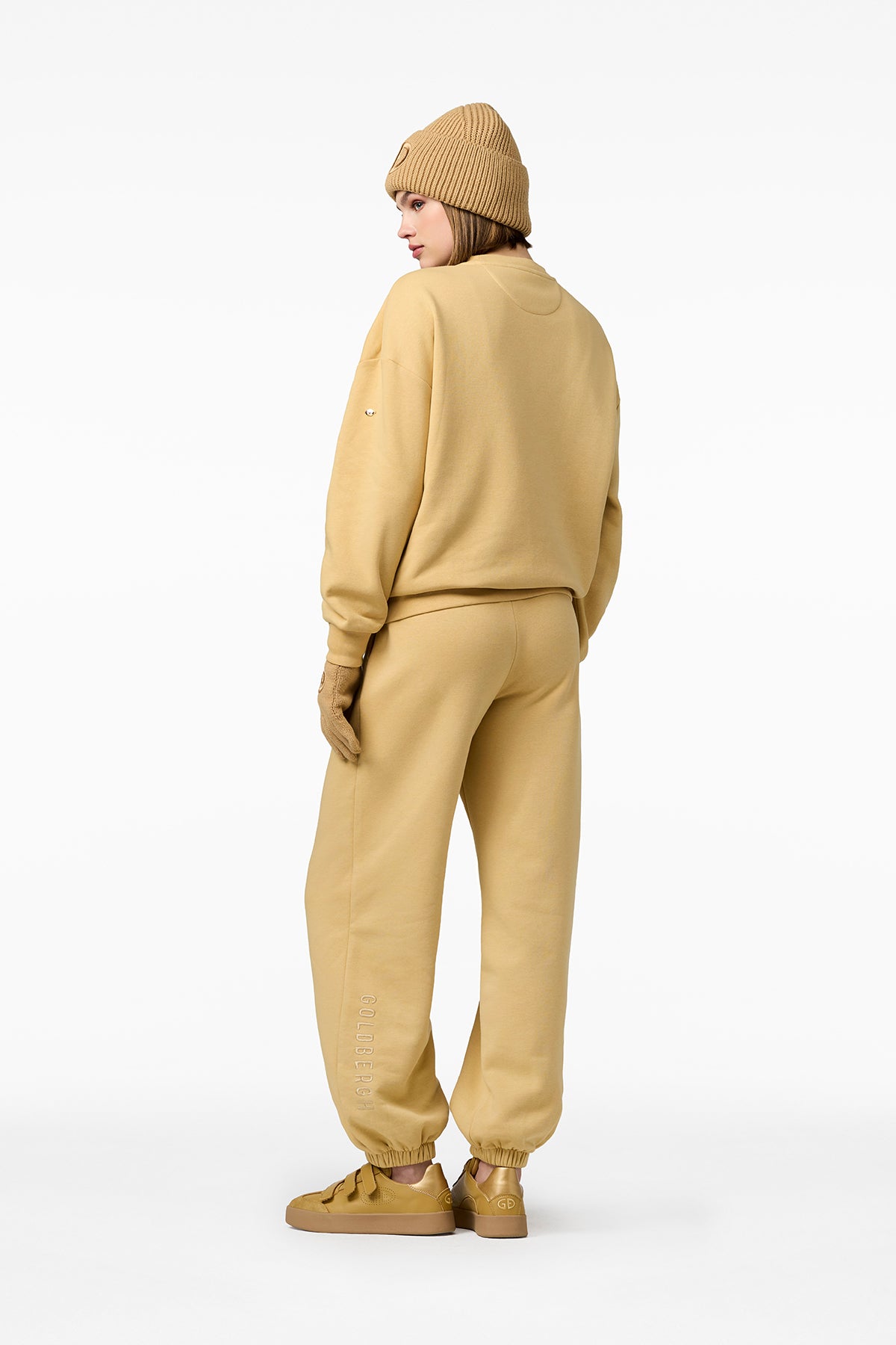 TOVA crew neck sweater
