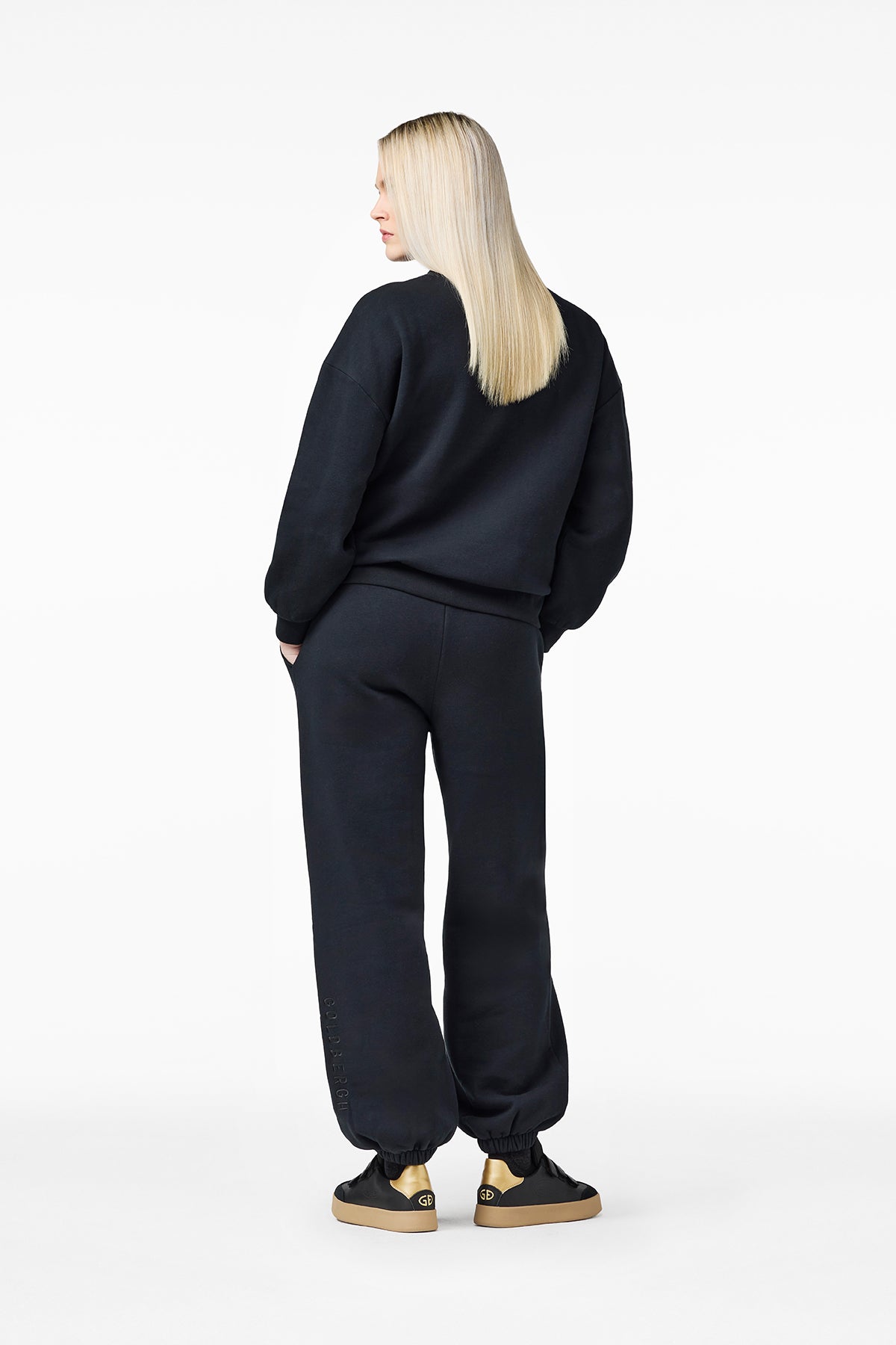 TOVA crew neck sweater