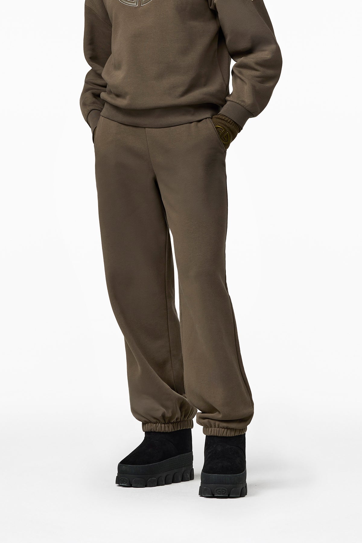 LUMA sweat pants