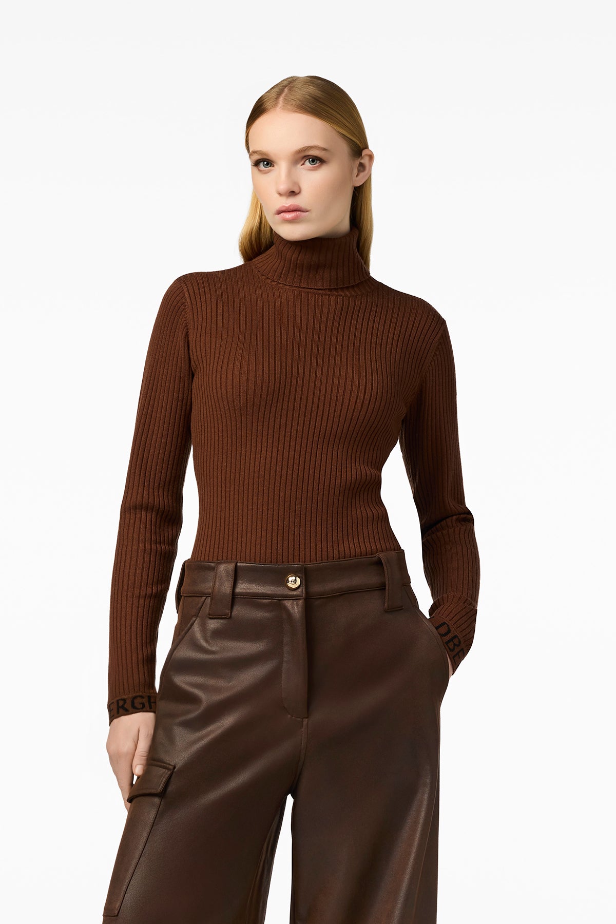 MIRA sweater