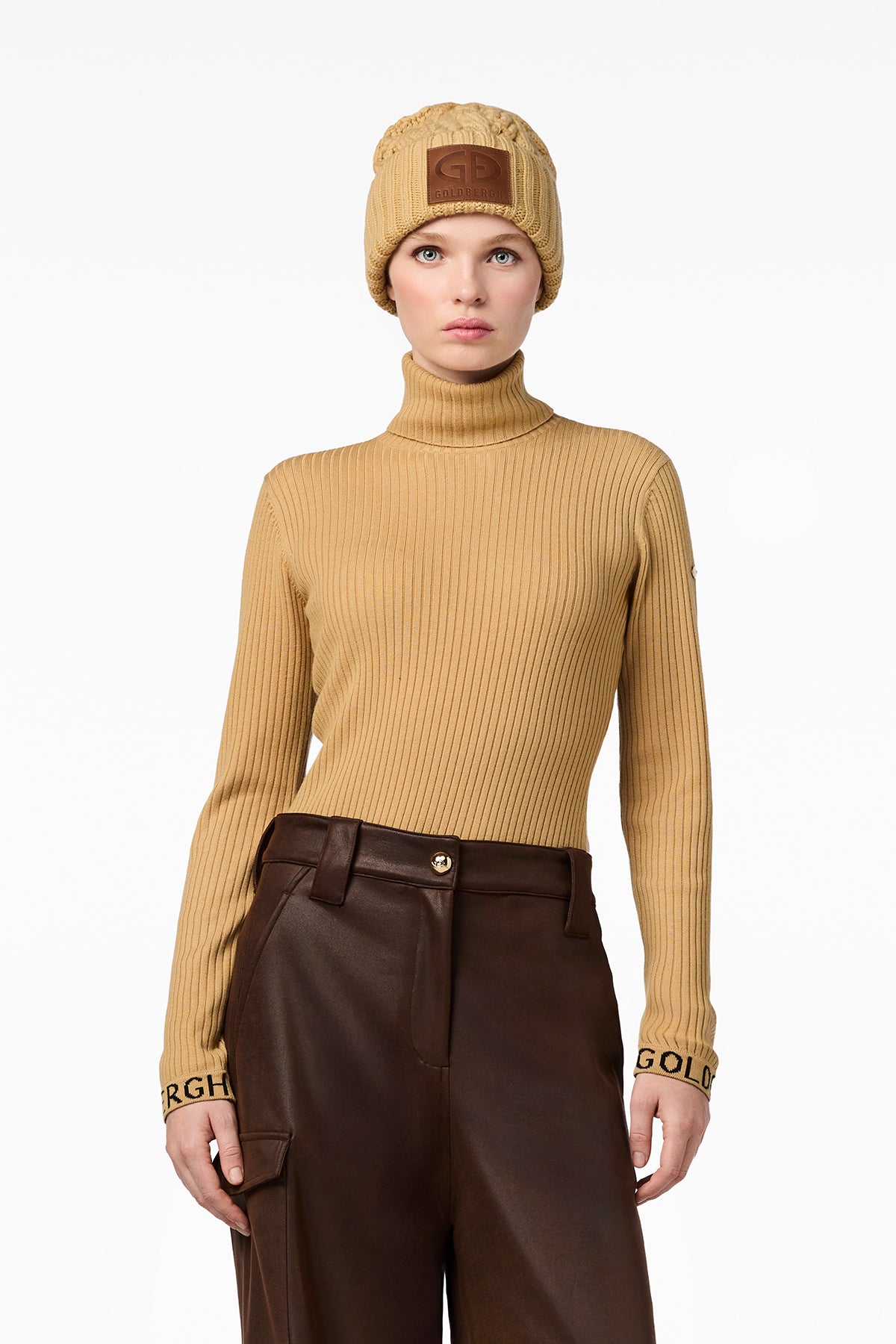 MIRA sweater