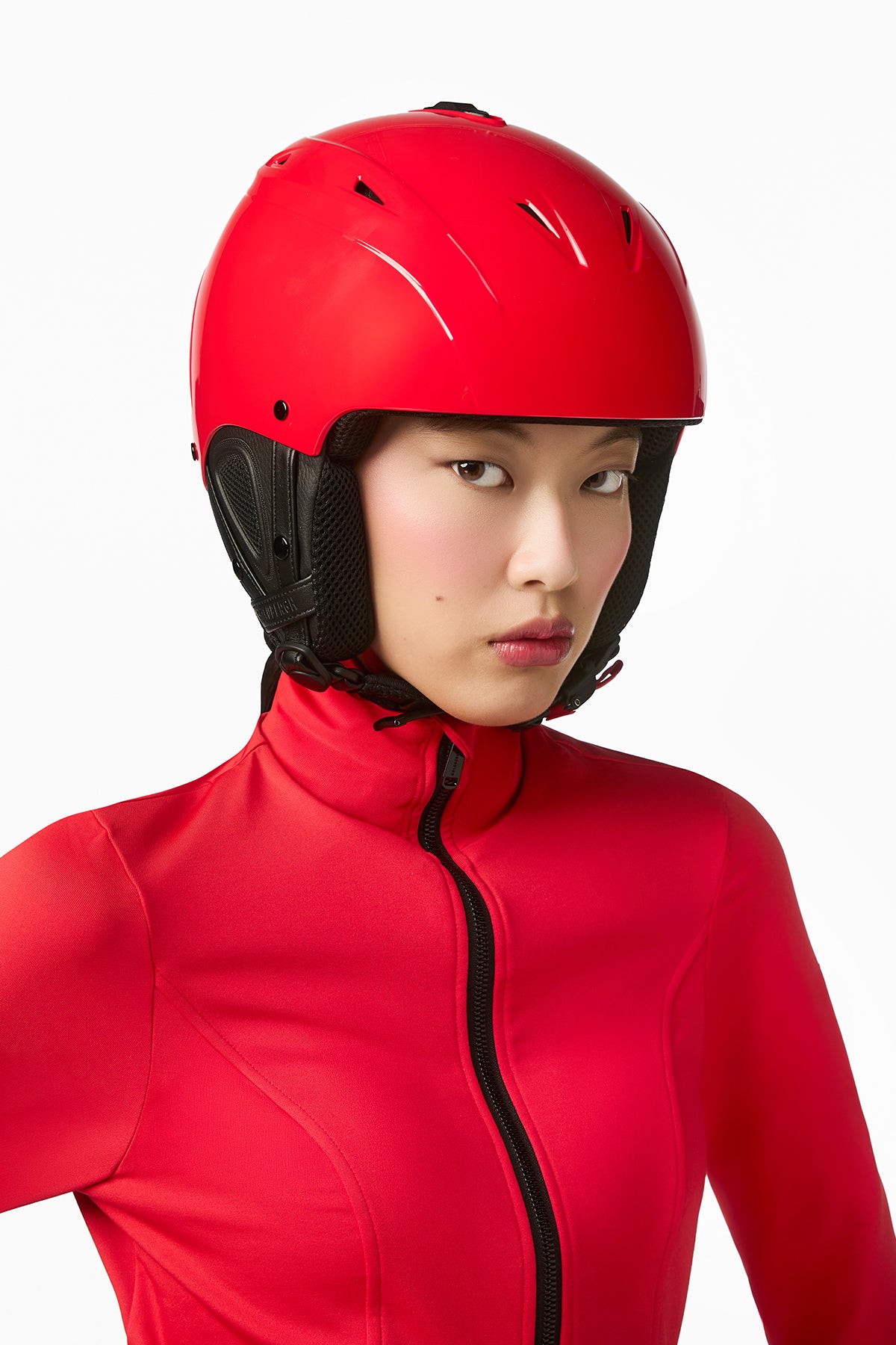 KHLOE helmet