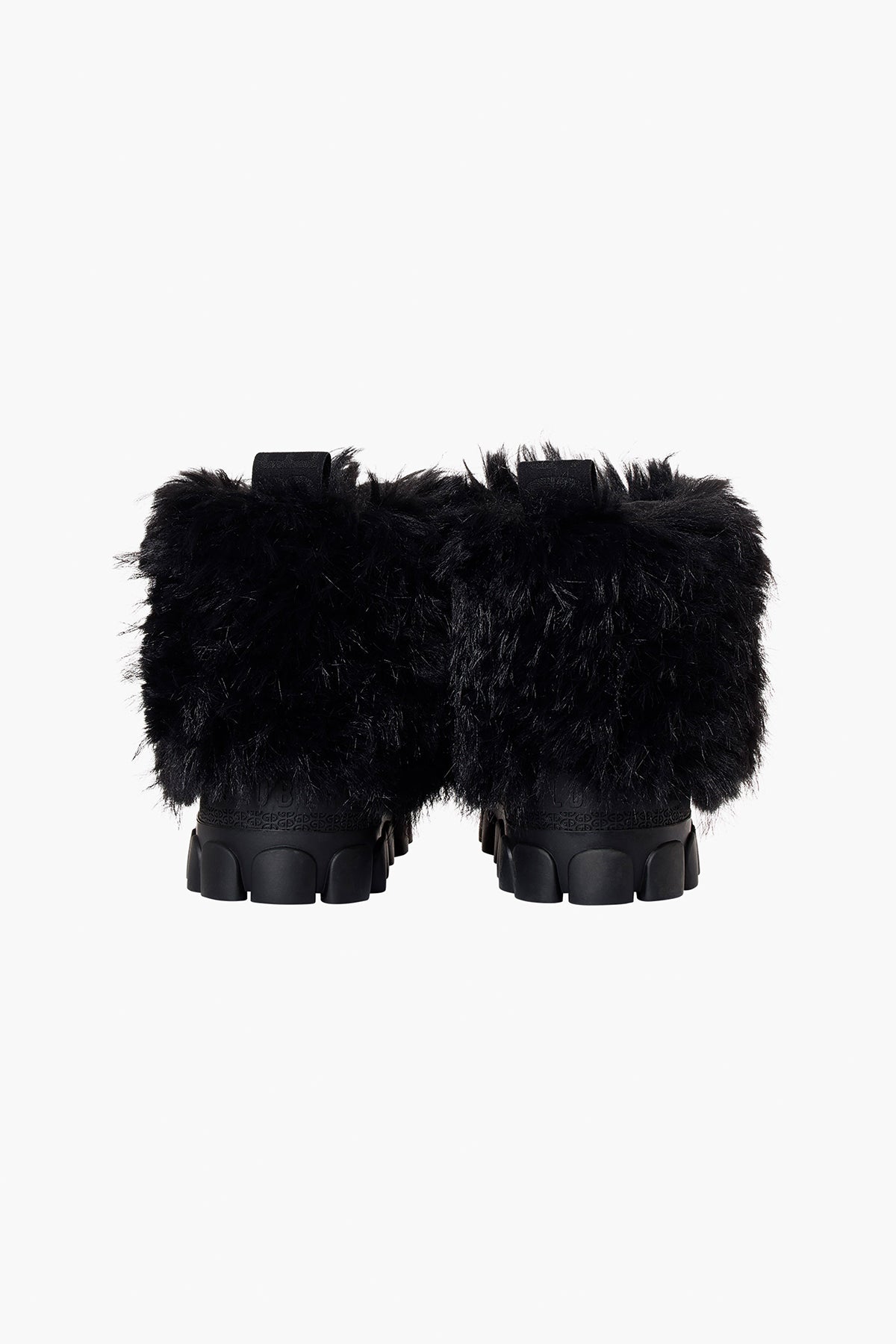 SOFIE faux snowboot low