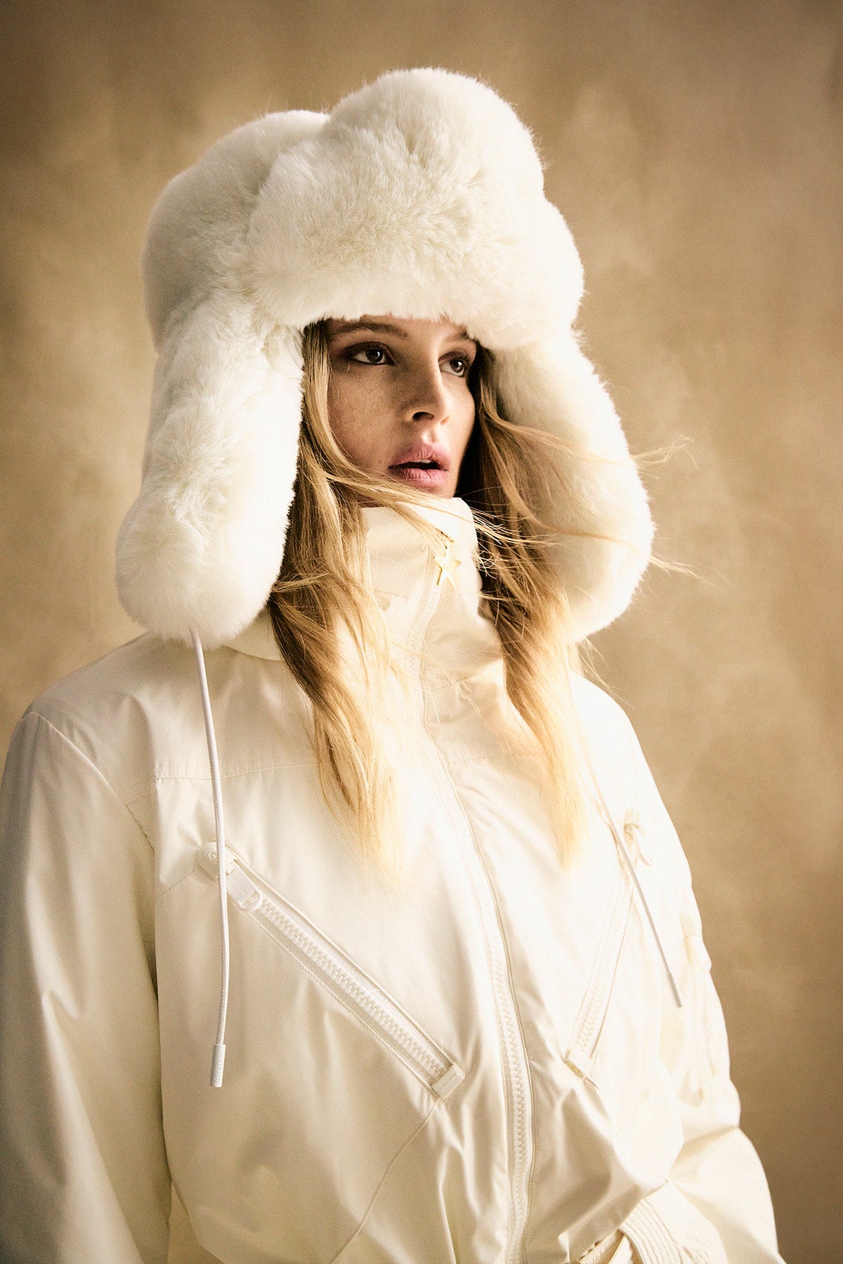 CHER fluffy aviator hat